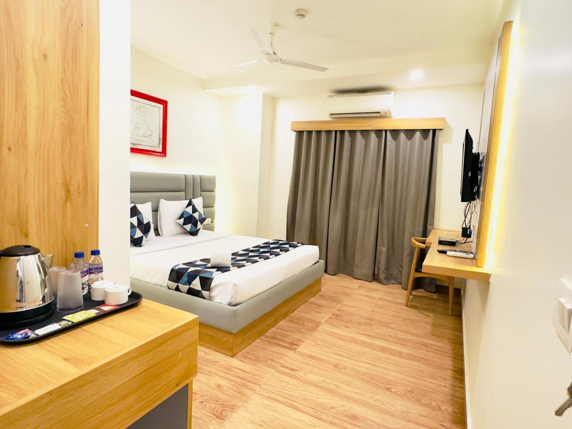 White Ridge Premium Hotel ไฮเดอราบัด ภายนอก รูปภาพ