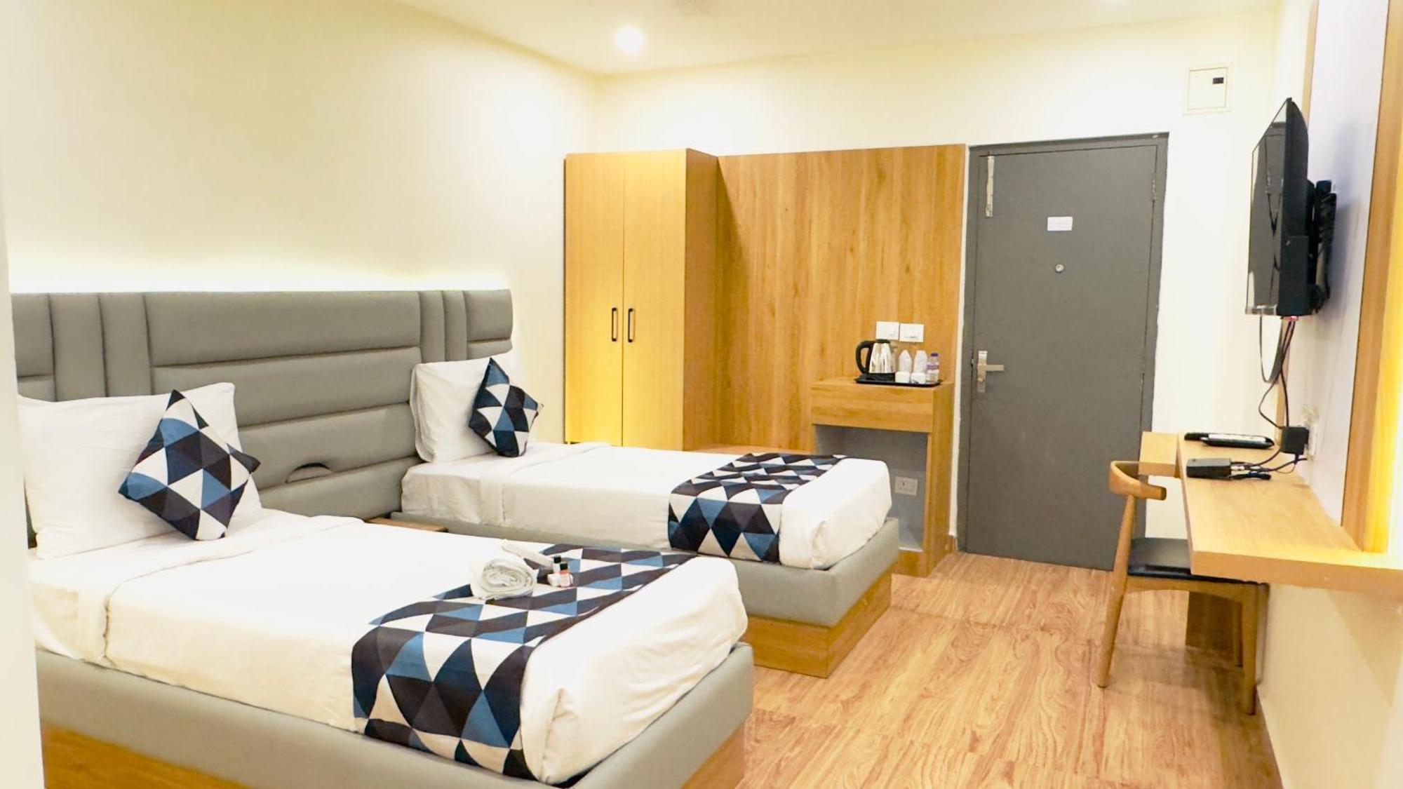 White Ridge Premium Hotel ไฮเดอราบัด ภายนอก รูปภาพ