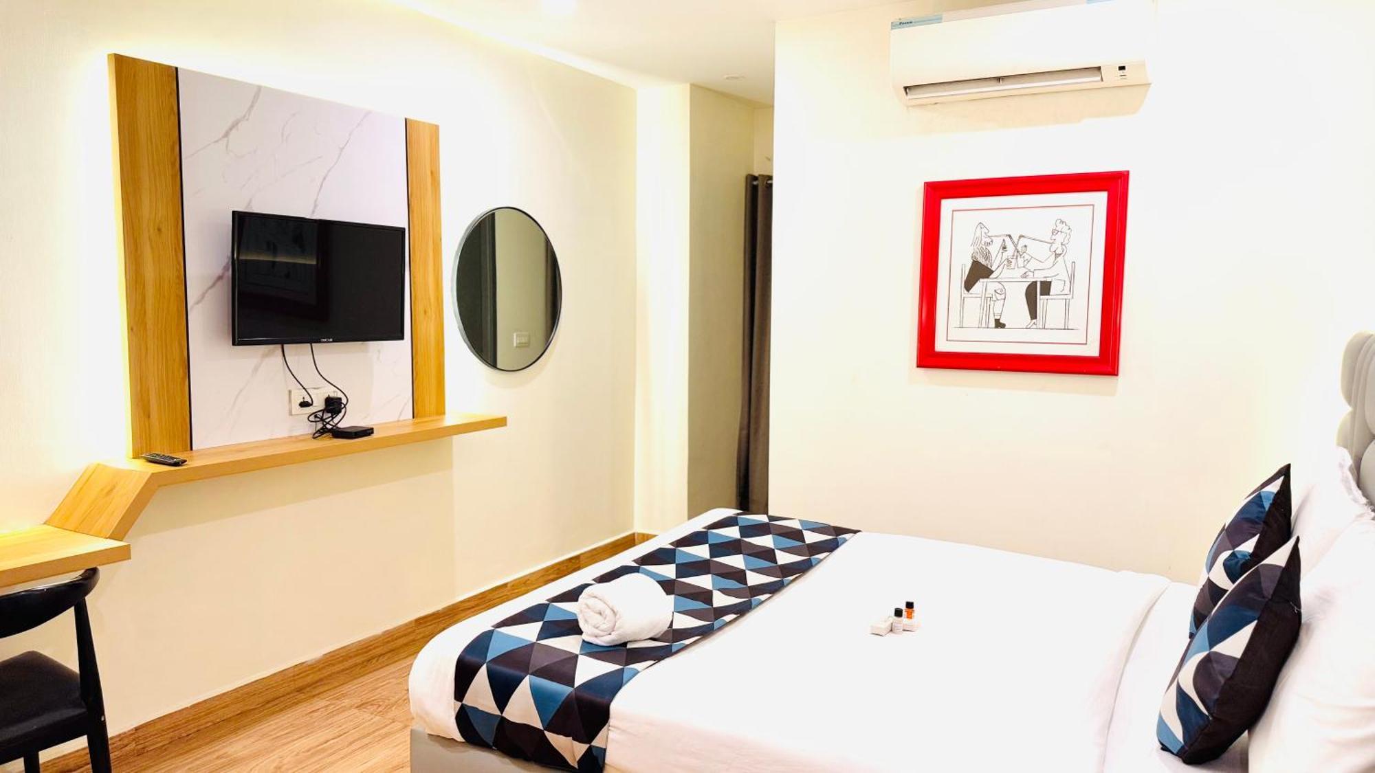 White Ridge Premium Hotel ไฮเดอราบัด ภายนอก รูปภาพ